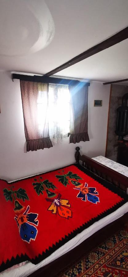 Etno Domacinstvo Miris Bosiljka Apartamento Mislodin Exterior foto
